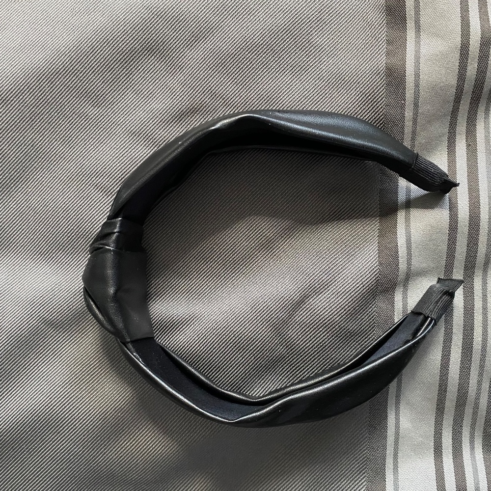 Headband - Picture 2 of 2